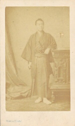 a portrait of SUGIURA Yuzuru