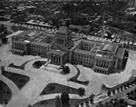 昭和11年竣工当時の空から見た議事堂 『帝国議会議事堂建築の概要』所収