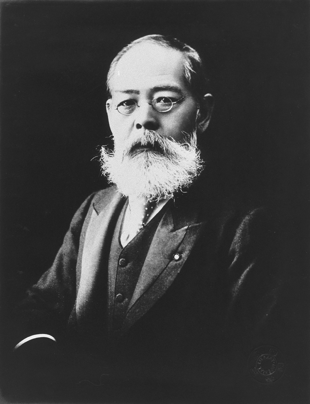 Portrait of AOKI Shuzo1