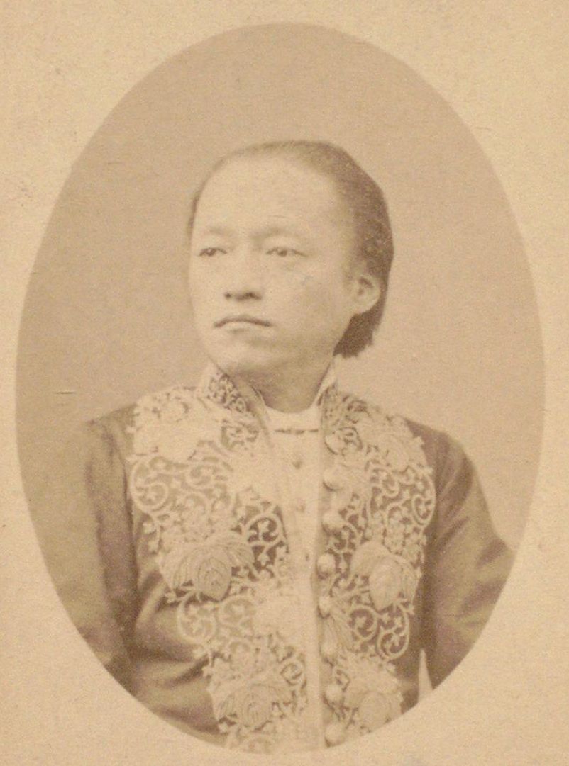 Portrait of IWAKURA Tomomi8