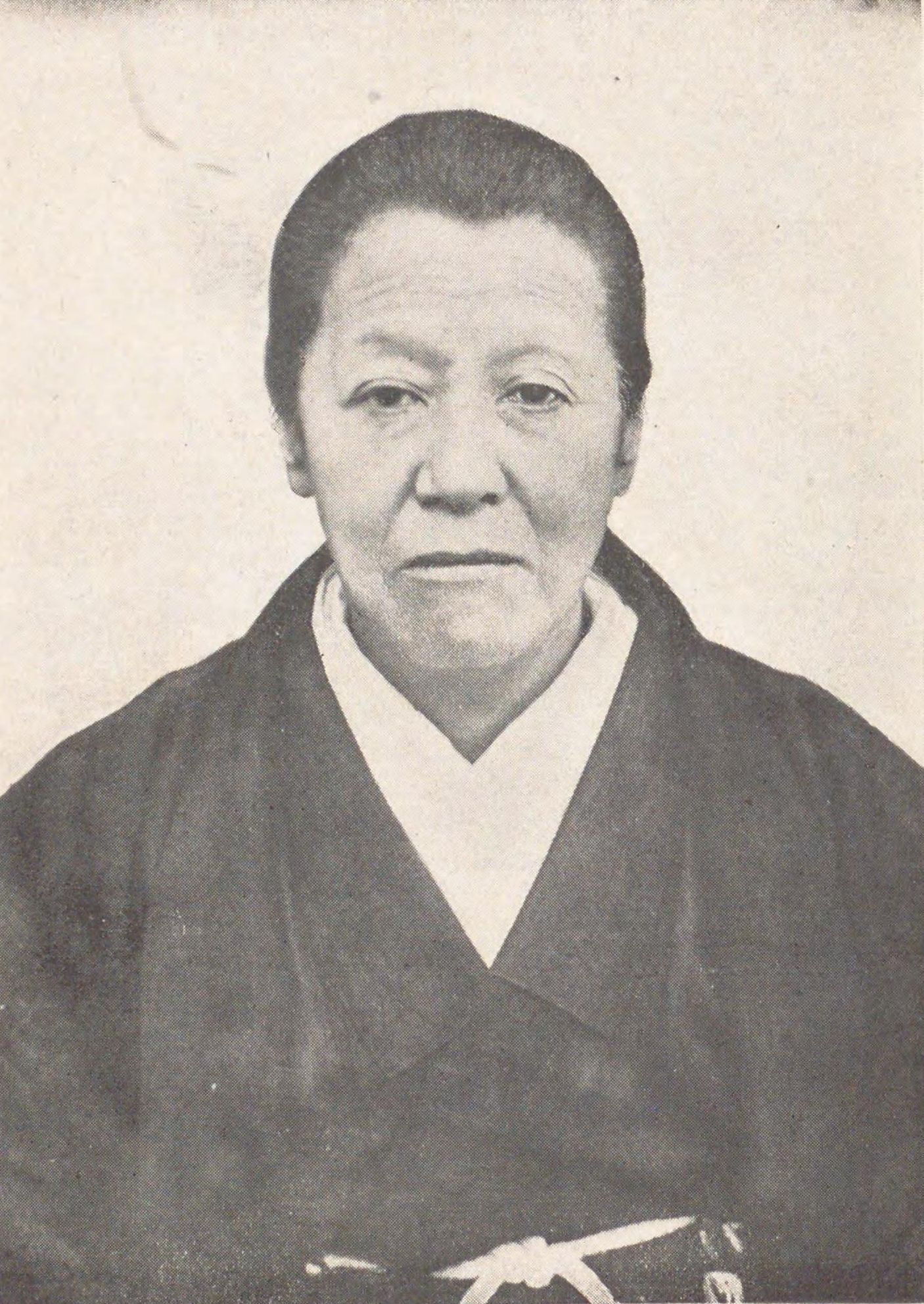 Portrait of OKUMURA Ioko2