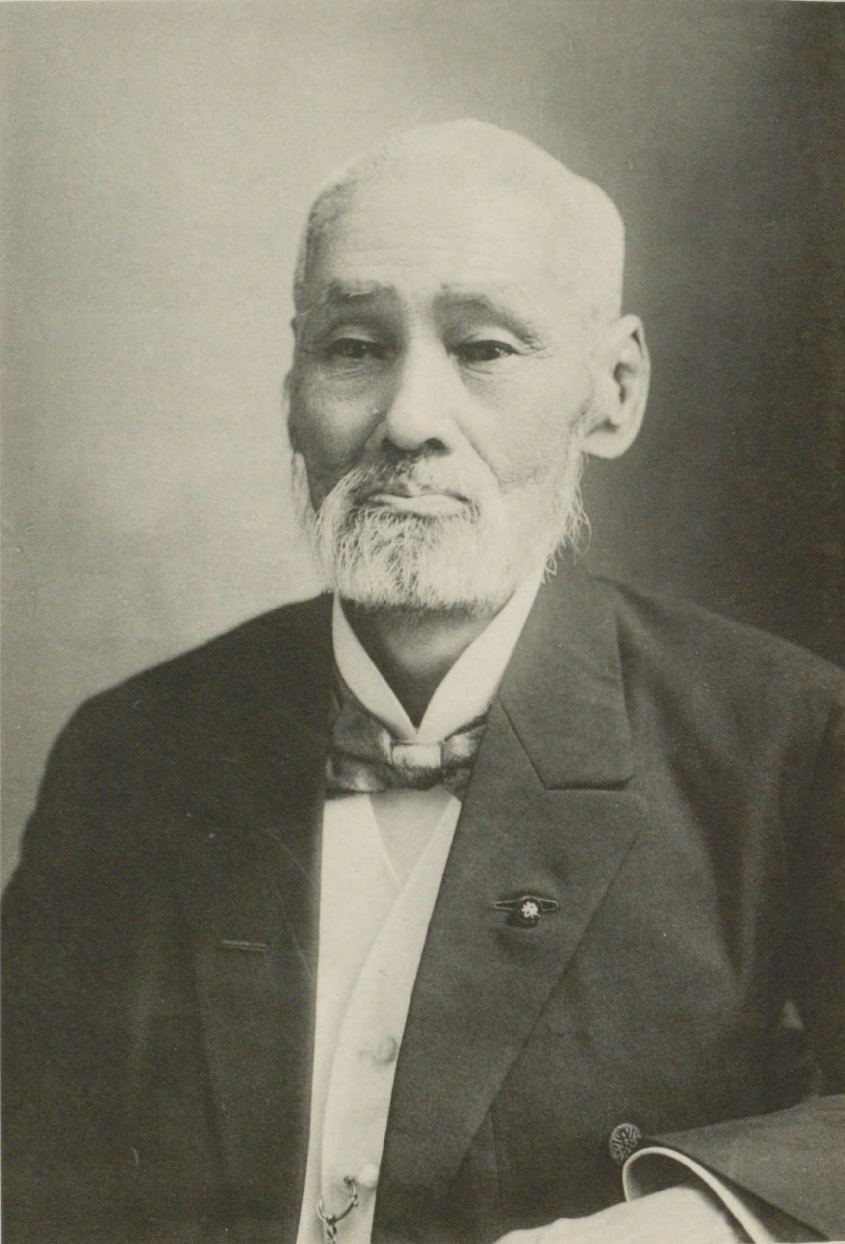 Portrait of KATO Hiroyuki3