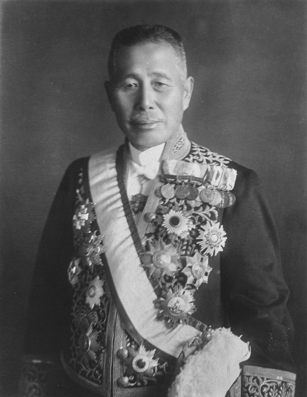 Portrait of TANAKA Giichi1