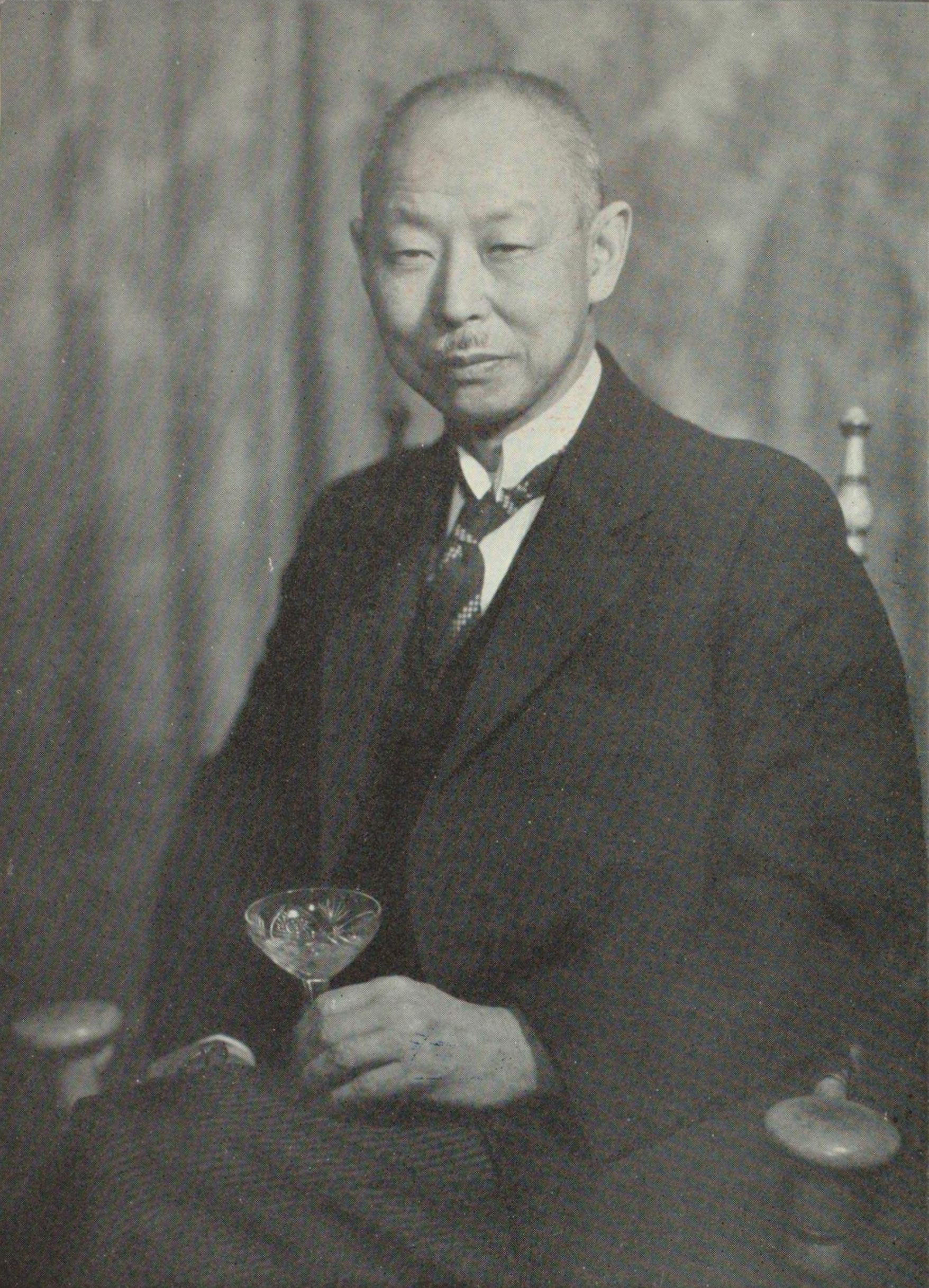 Portrait of AIKAWA Yoshisuke3