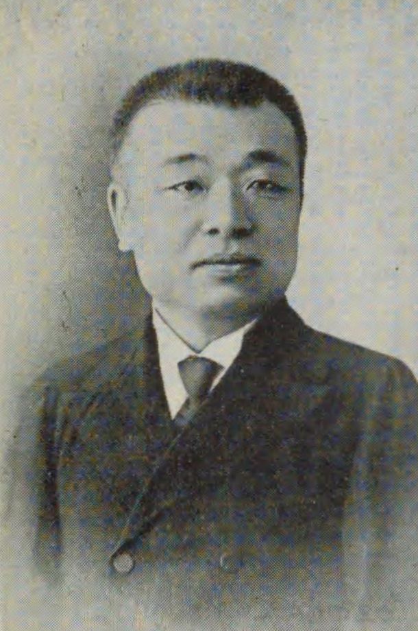 Portrait of UEMURA Masahisa3