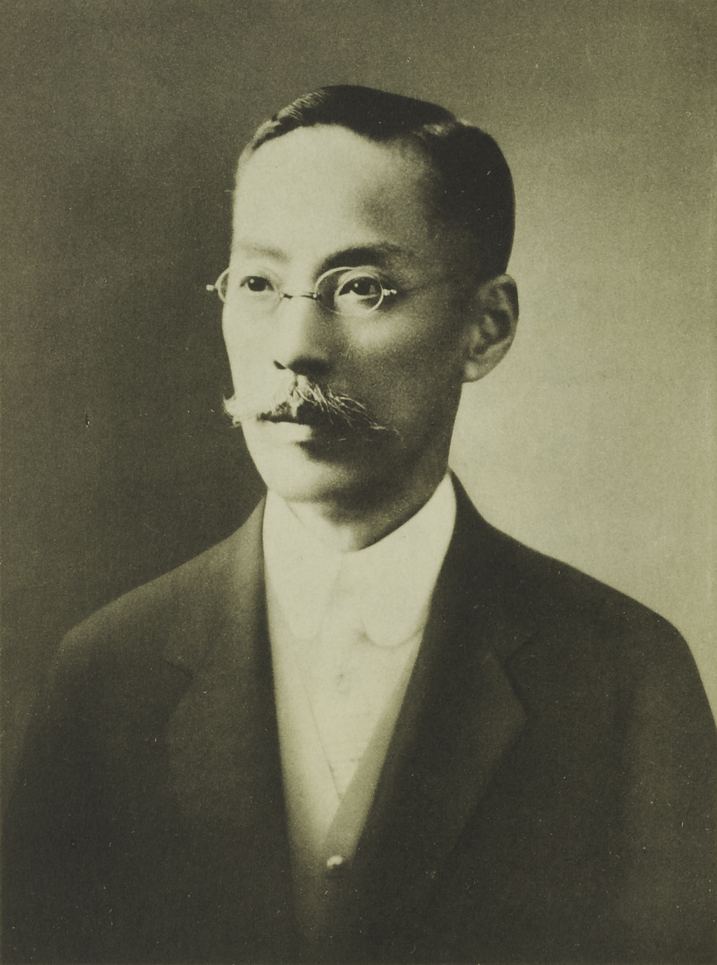 Portrait of SUMITOMO Tomoito1