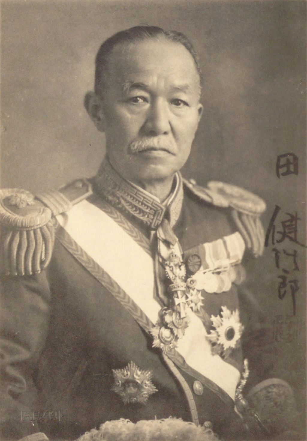 Portrait of DEN Kenjiro1