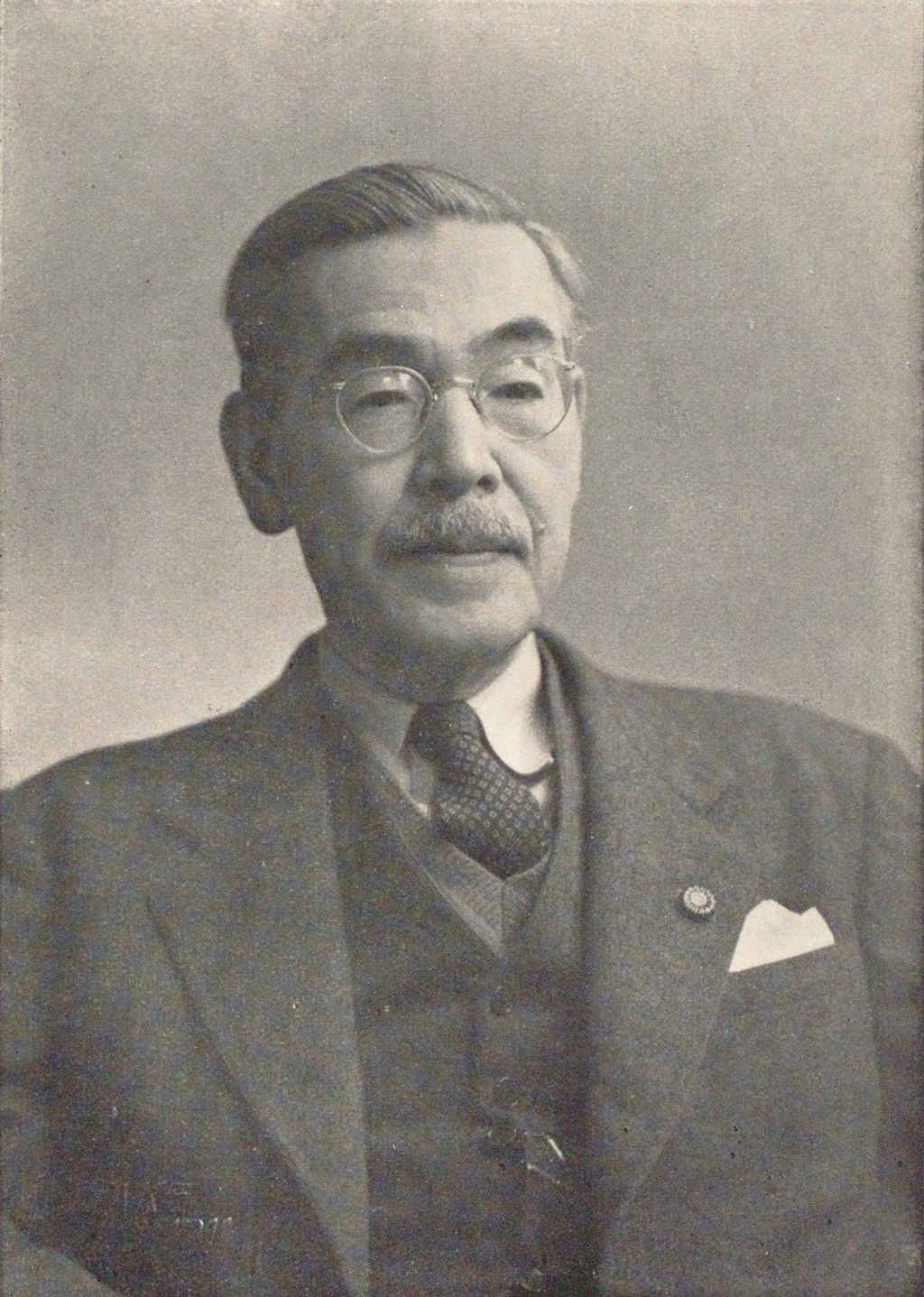 Portrait of OYAMA Ikuo1