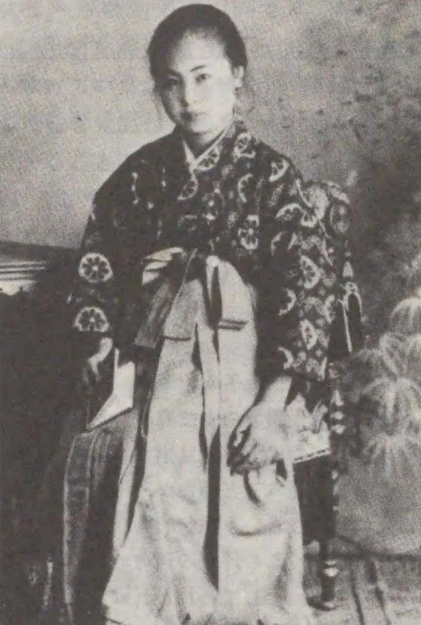 Portrait of KANEKO Misuzu2