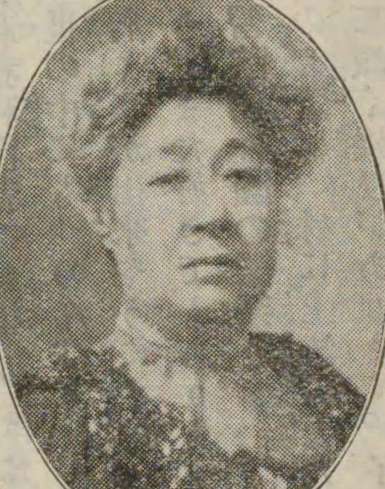 Portrait of HIROOKA Asako3