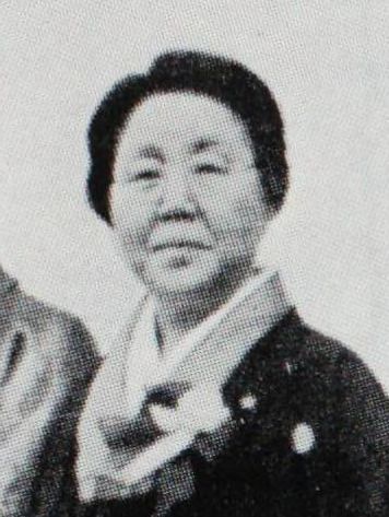 Portrait of YOSHIOKA Yayoi2