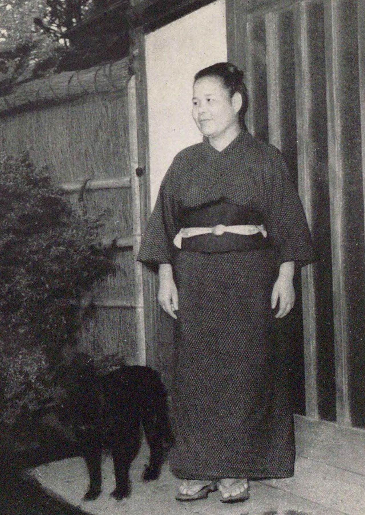 Portrait of TSUBOI Sakae1