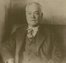 portrait of KOZAI Yoshinao